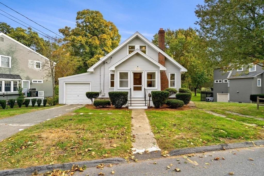 Photo of 24 Vaille Ave