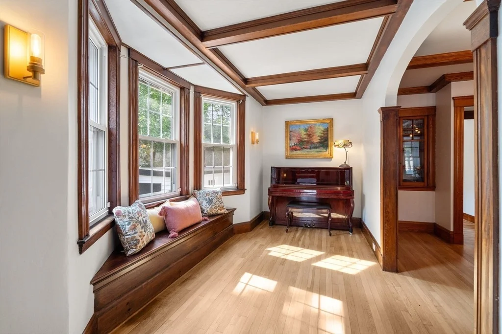 Photo of 32 Stocker Avenue