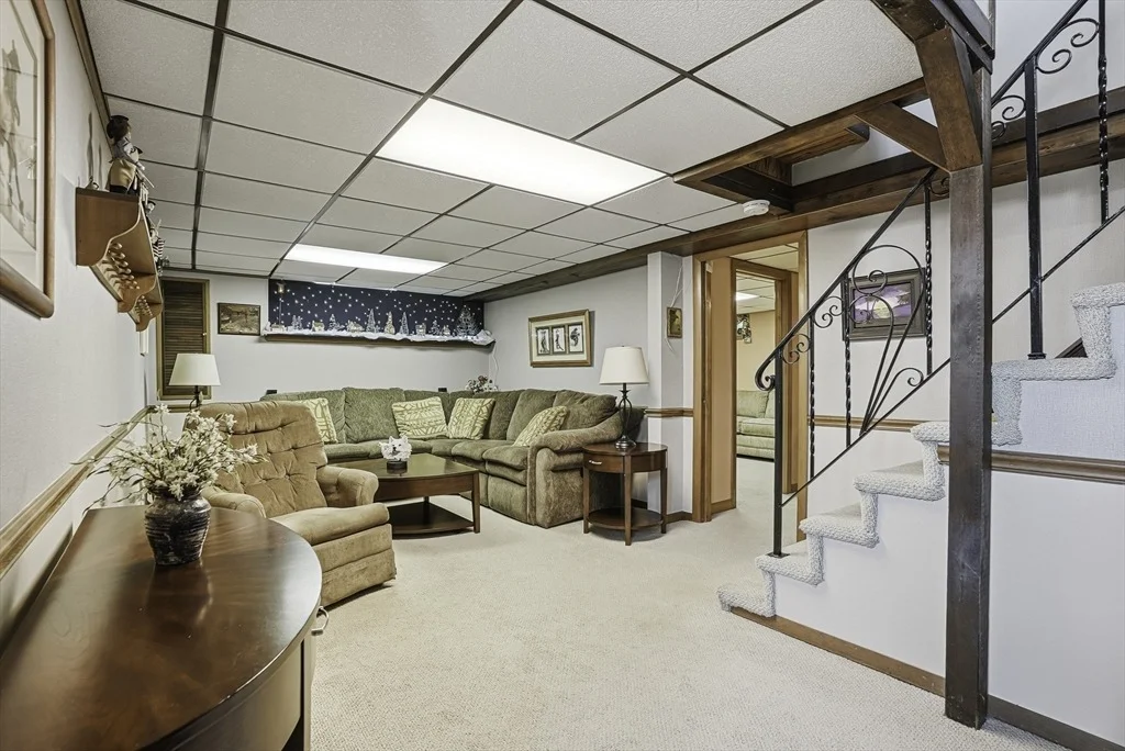 Photo of 460 Lake Ave