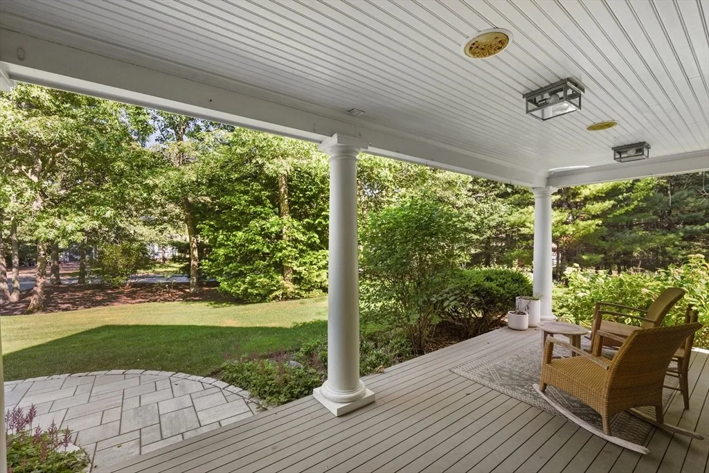 Photo of 239 Oxford Drive