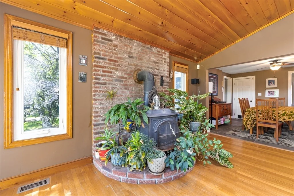 Photo of 32 Smith Ave