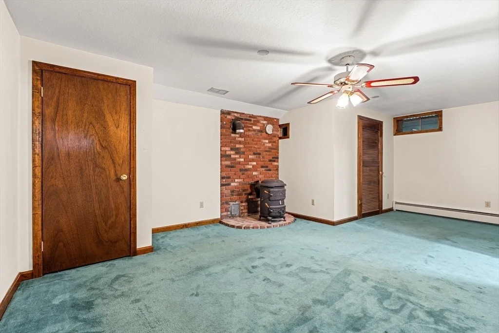 Photo of 89 W Meadow Rd