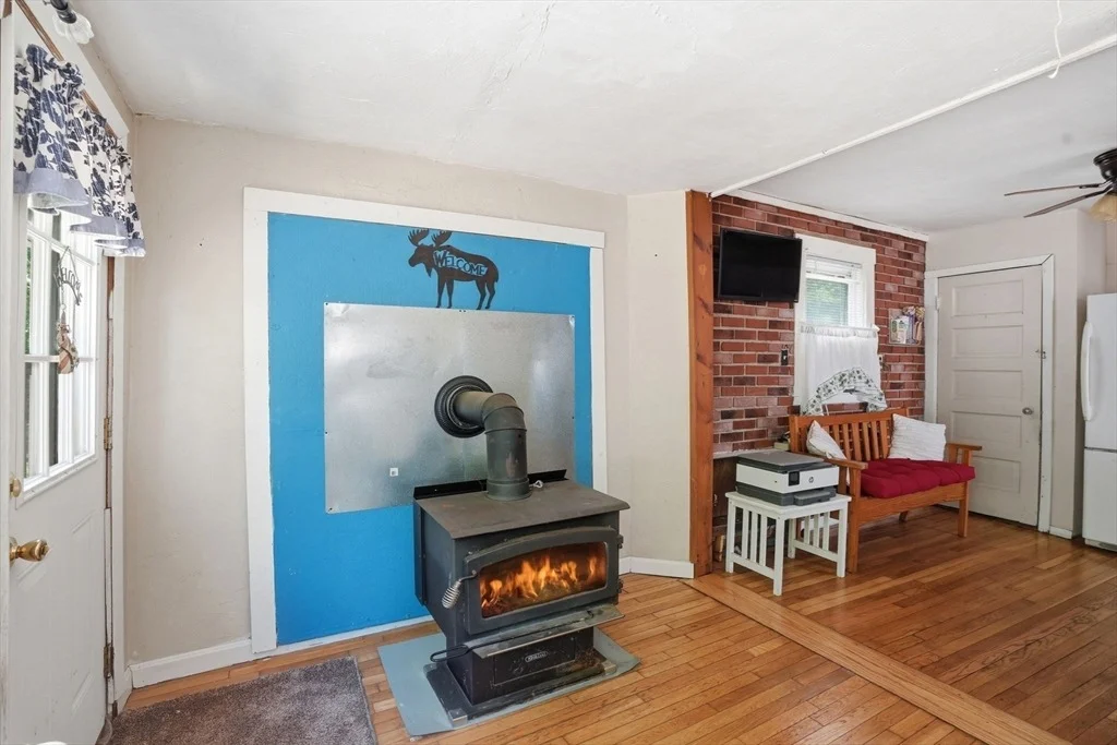Photo of 13 Clapp Rd