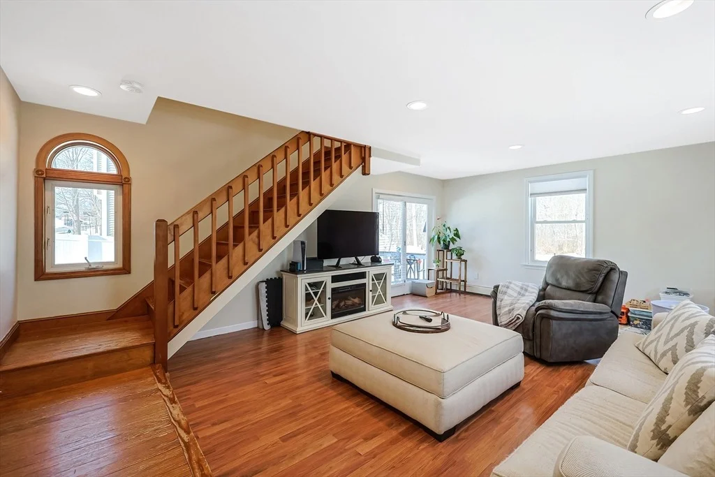 Photo of 203 Arnold Rd.