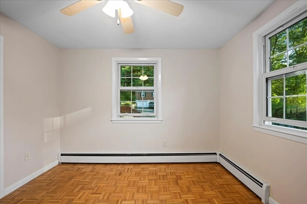 Photo of 2 Fairview Dr