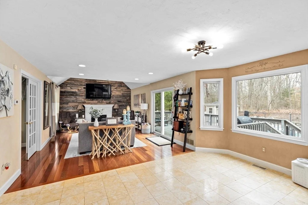 Photo of 130 Culloden Dr