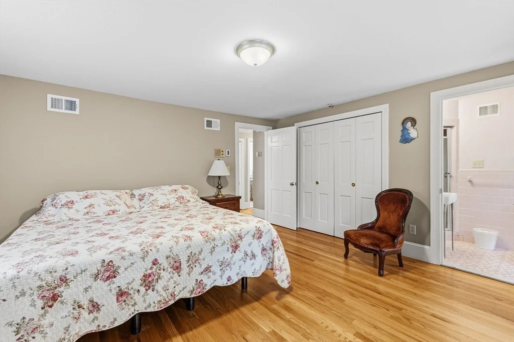 Photo of 25 Pamden Ln