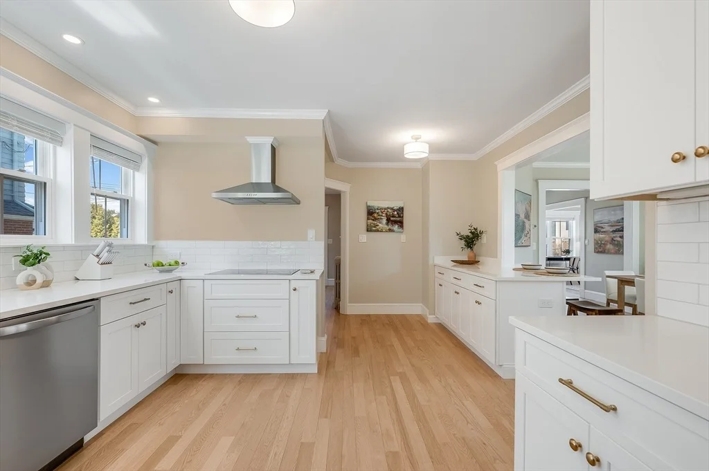 Photo of 8 Riverside Ave