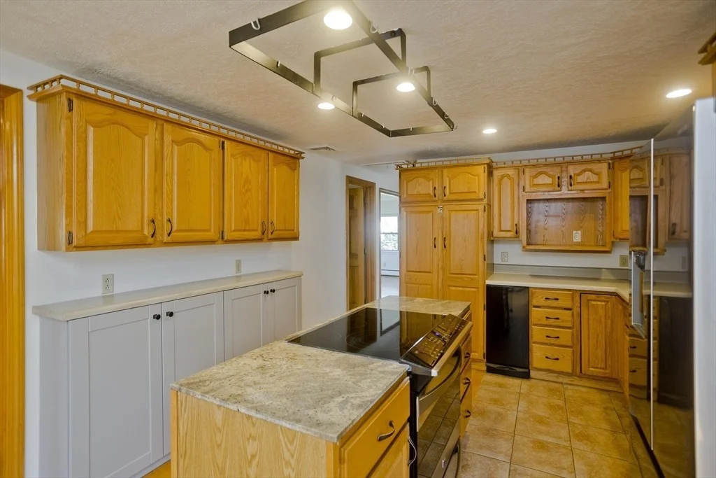 Photo of 25 Andover Rd