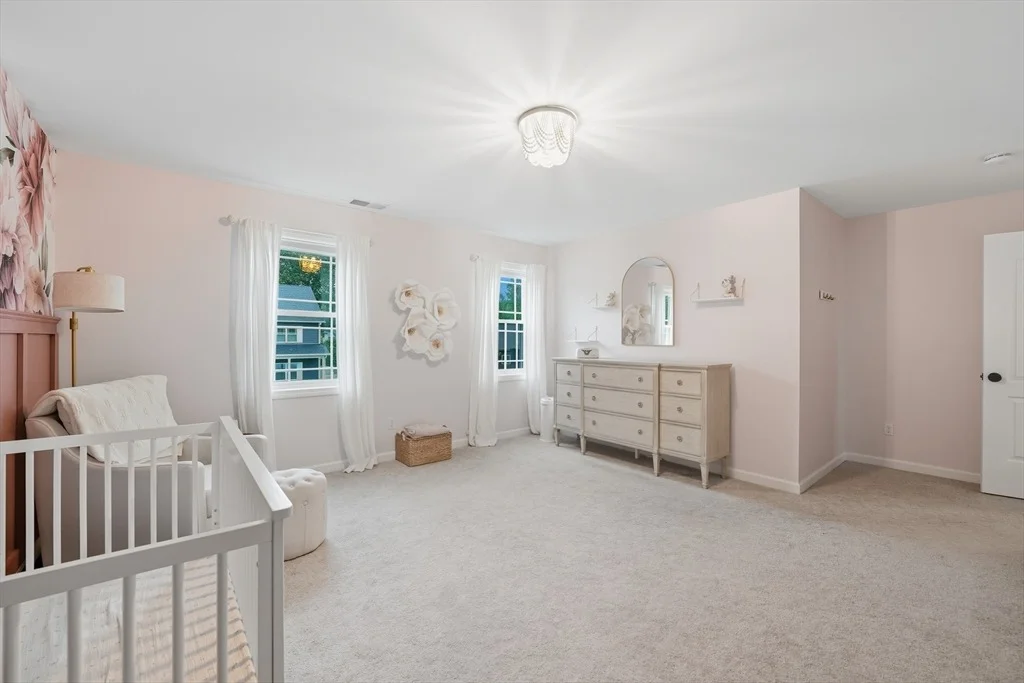 Photo of 66 Elaine Cir