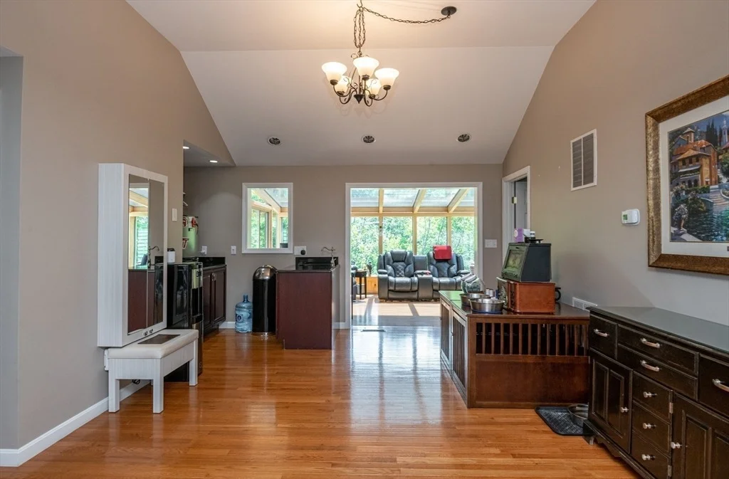 Photo of 7 Wildwood Rd