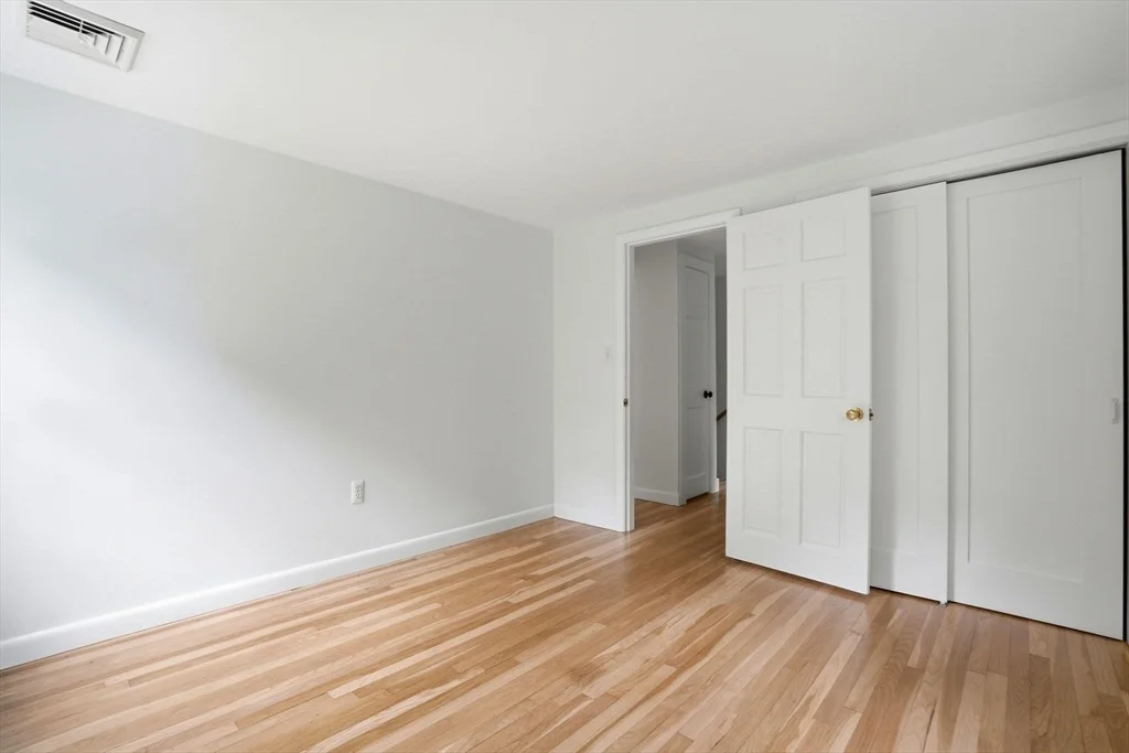 Photo of 147 Forest St