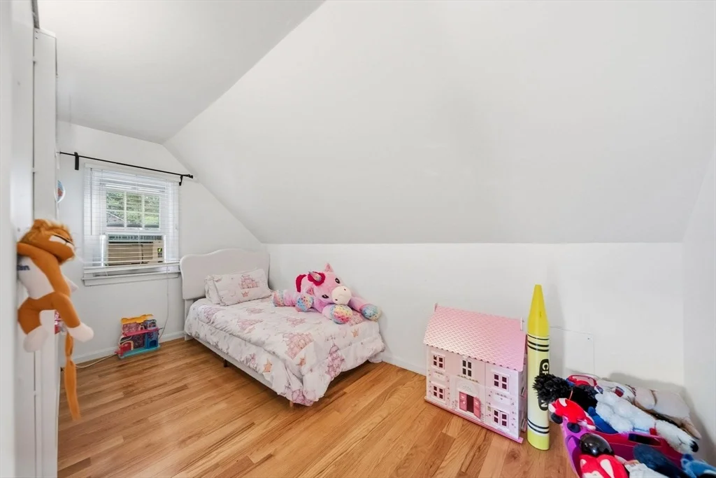 Photo of 180 Broad Meadow
