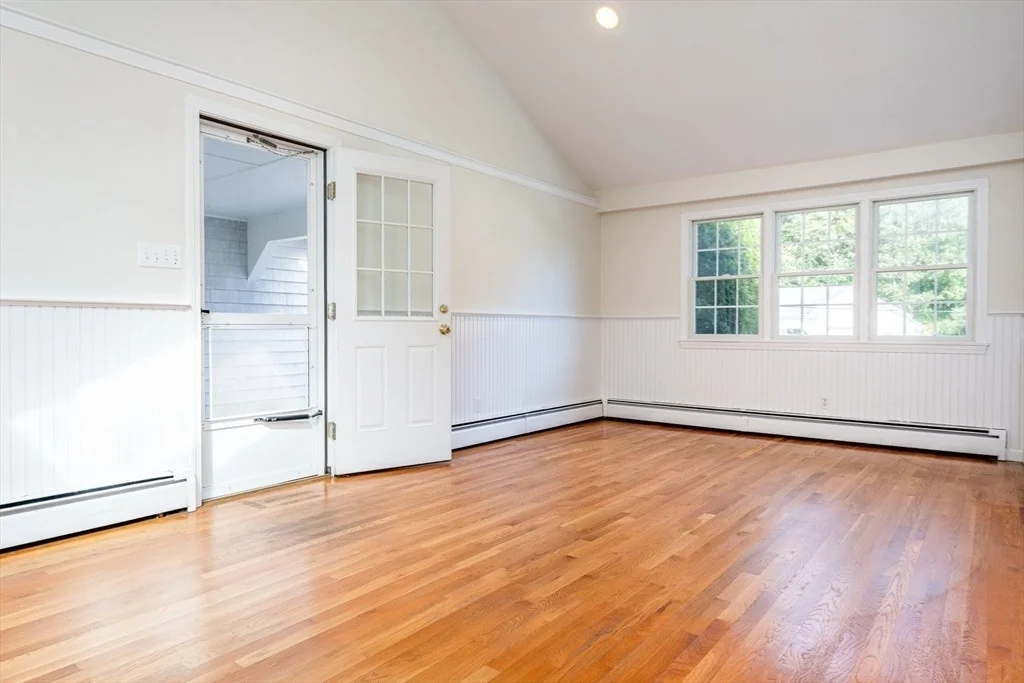 Photo of 21 Wilton Dr