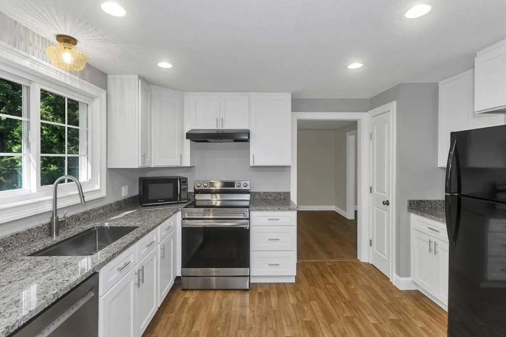 Photo of 127 Szetela Drive