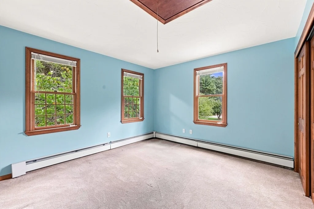 Photo of 69 White Pond Rd