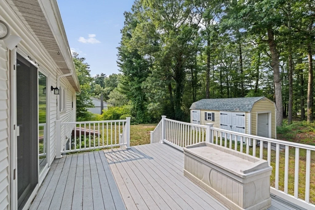 Photo of 244 Flaggler Dr