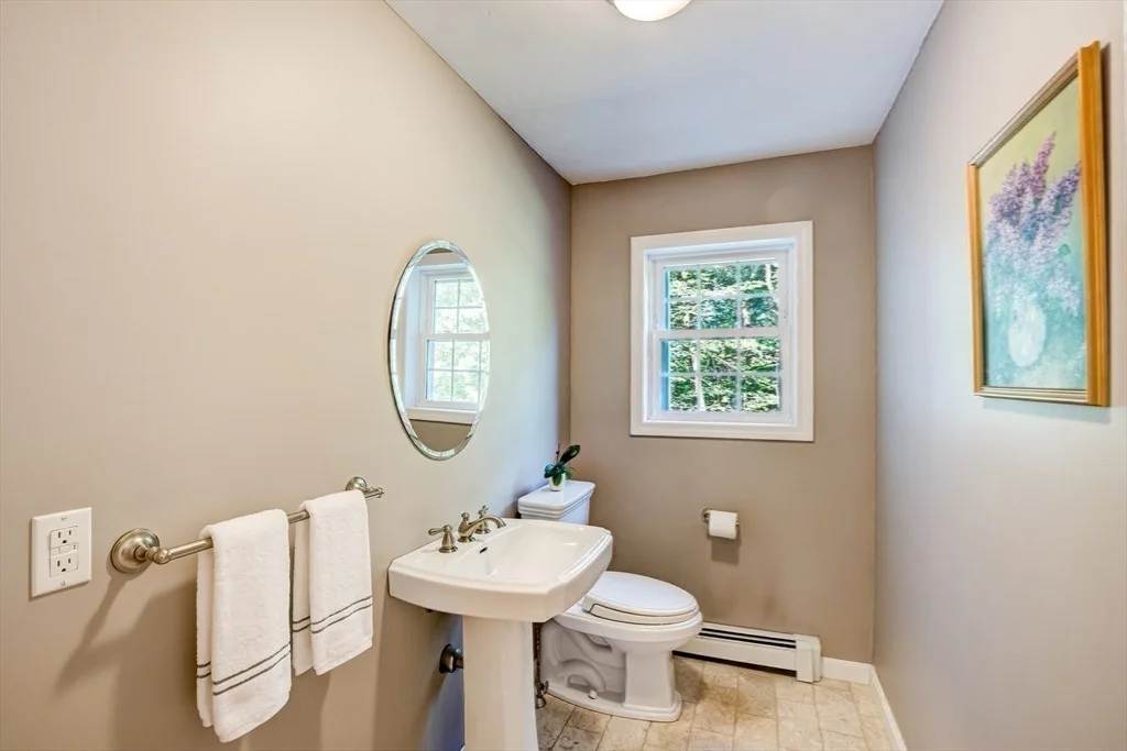Photo of 70 Willard Road