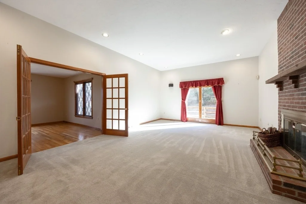 Photo of 16 Oak Tree Drive