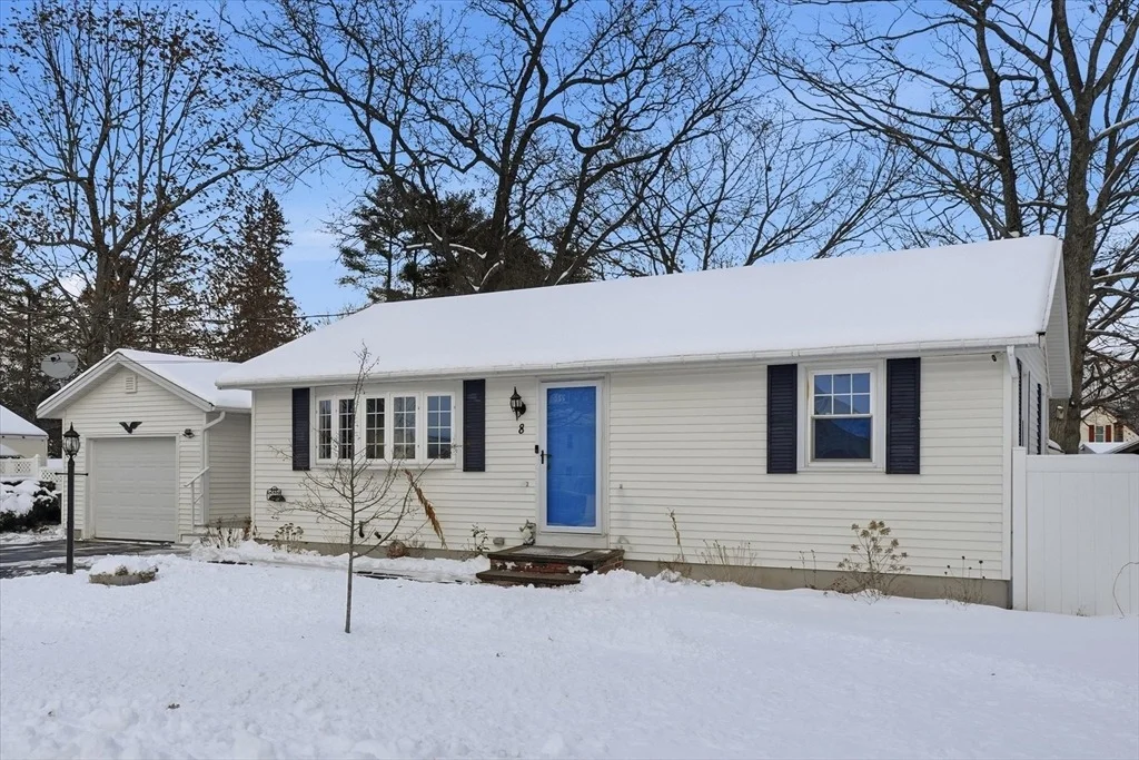 Photo of 8 Crest Drive