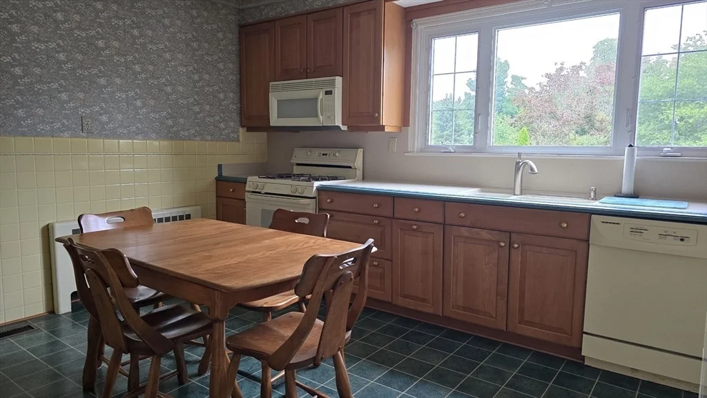 Photo of 21 Arbutus Road