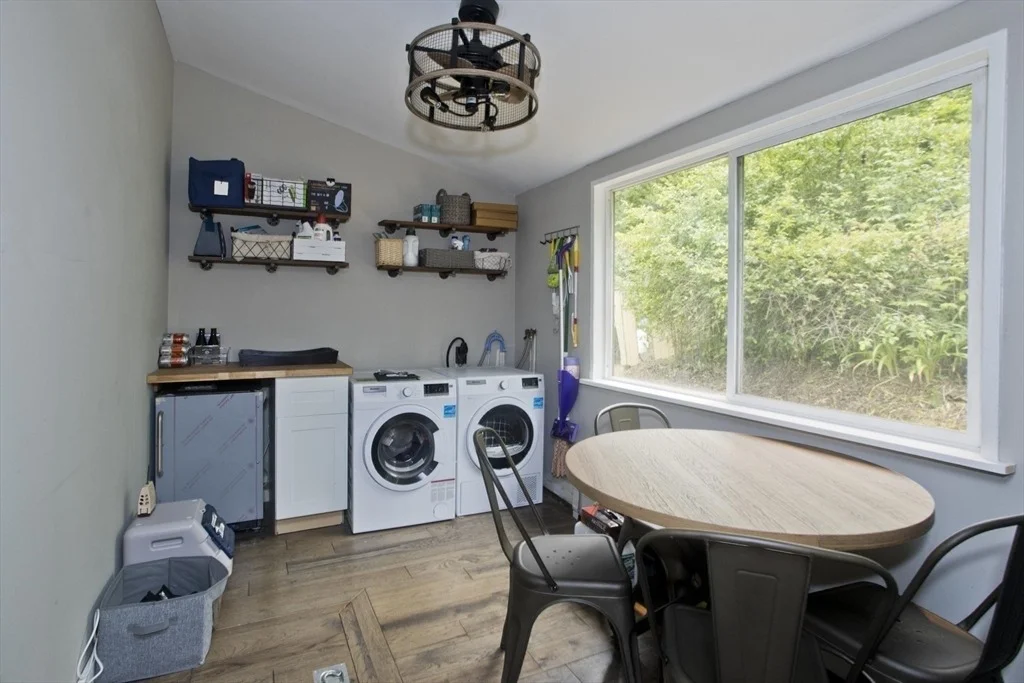 Photo of 455 Williamsburg Road