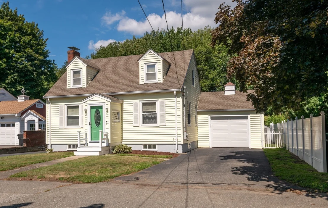 Photo of 31 Eustis St.