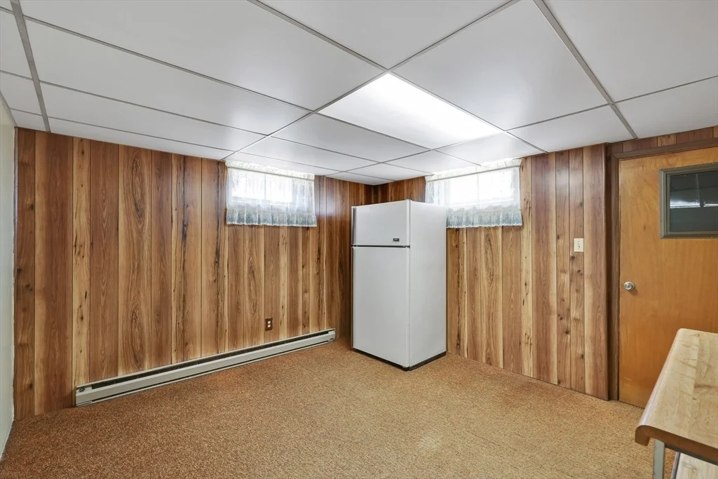 Photo of 380 Old Field Rd