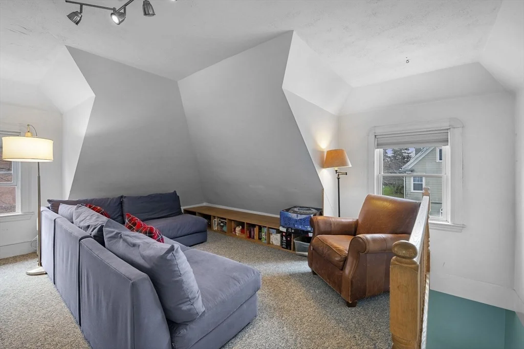 Photo of 11 Hardy Rd