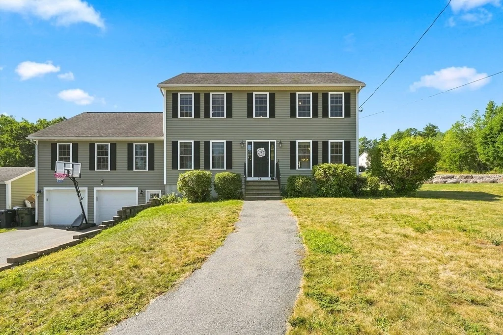 Photo of 341 Primrose Hill