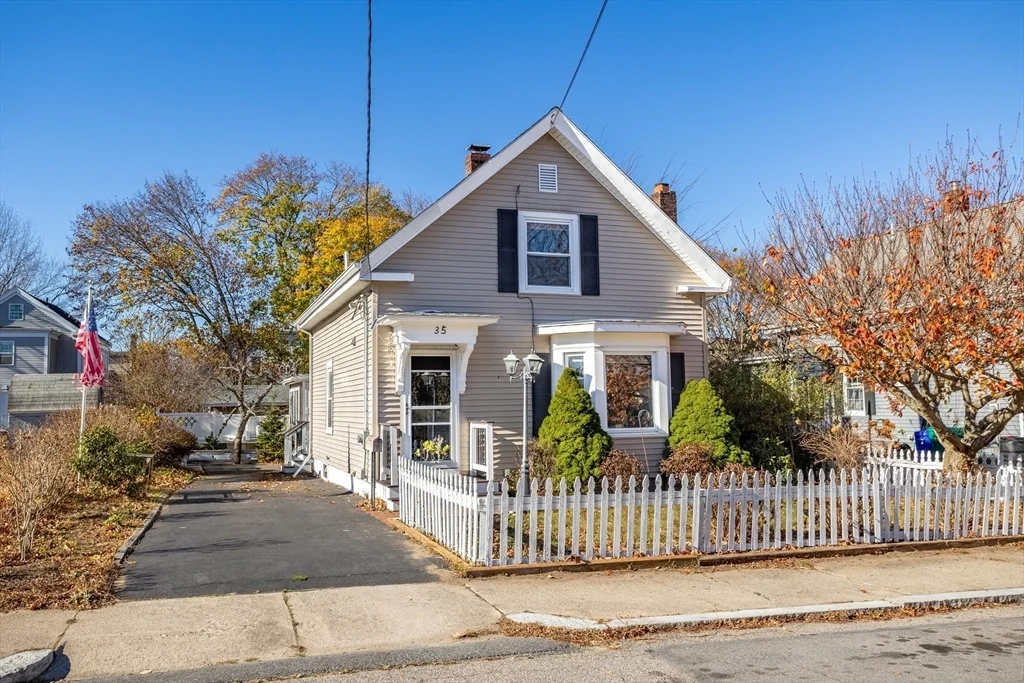 Photo of 35 James St