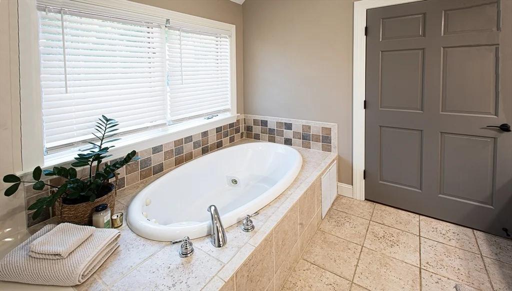 Photo of 133 Cardinal Way