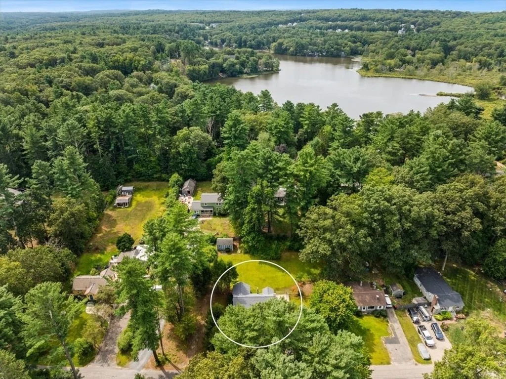 Photo of 83 River Rd