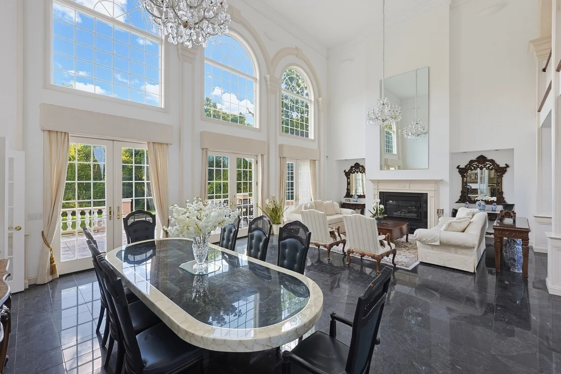 Photo of 88 Fairway Dr