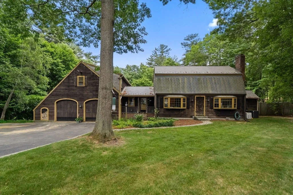 Photo of 1200 Forest St