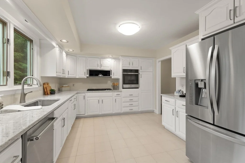 Photo of 323 Robert Rd