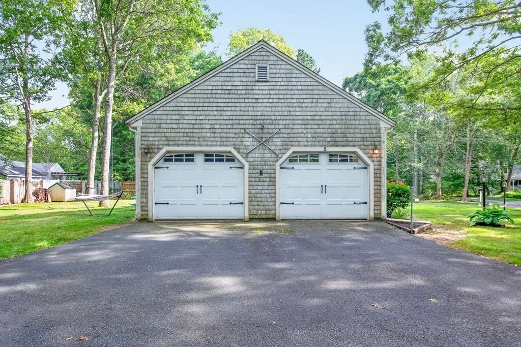Photo of 5 Greenview Cir