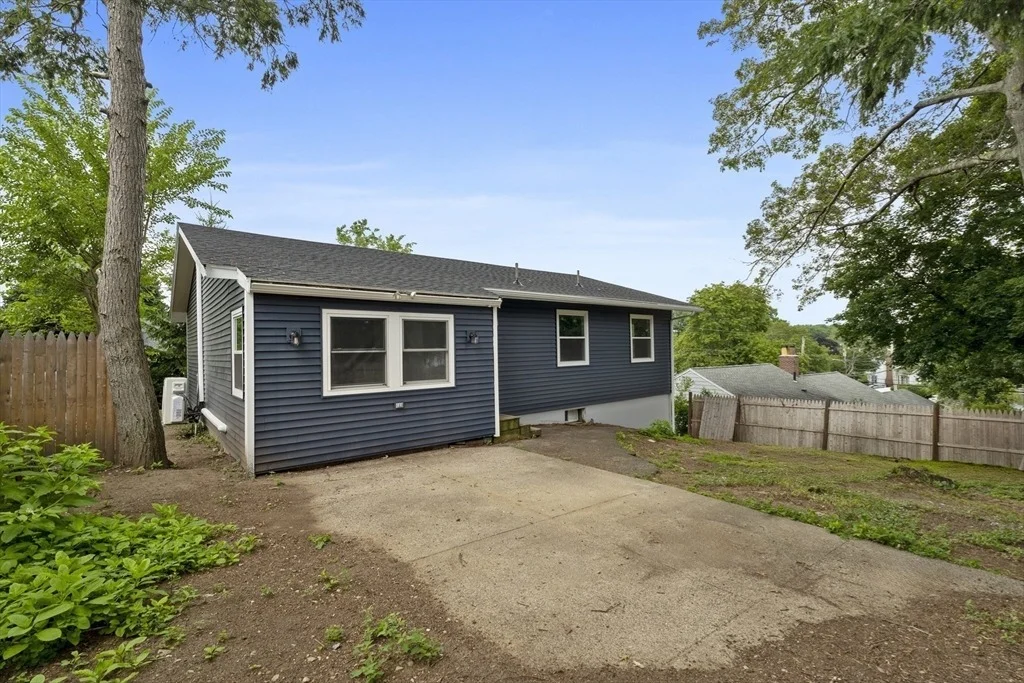 Photo of 48 Lansing Rd