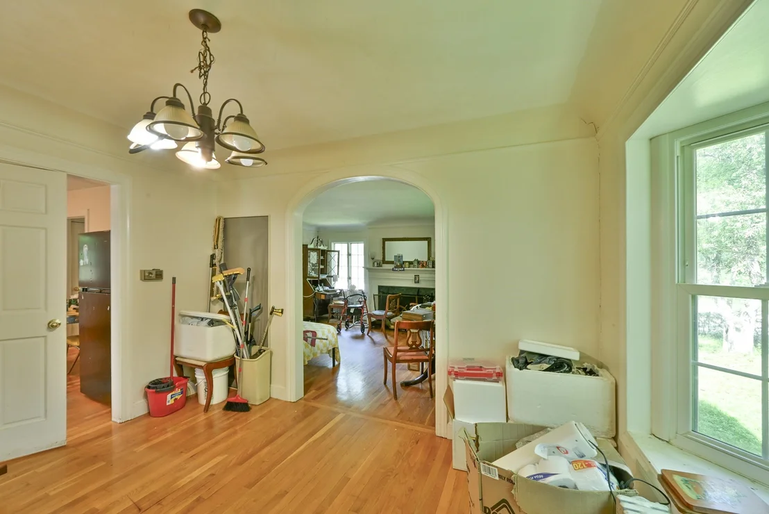 Photo of 1278 Pleasant St