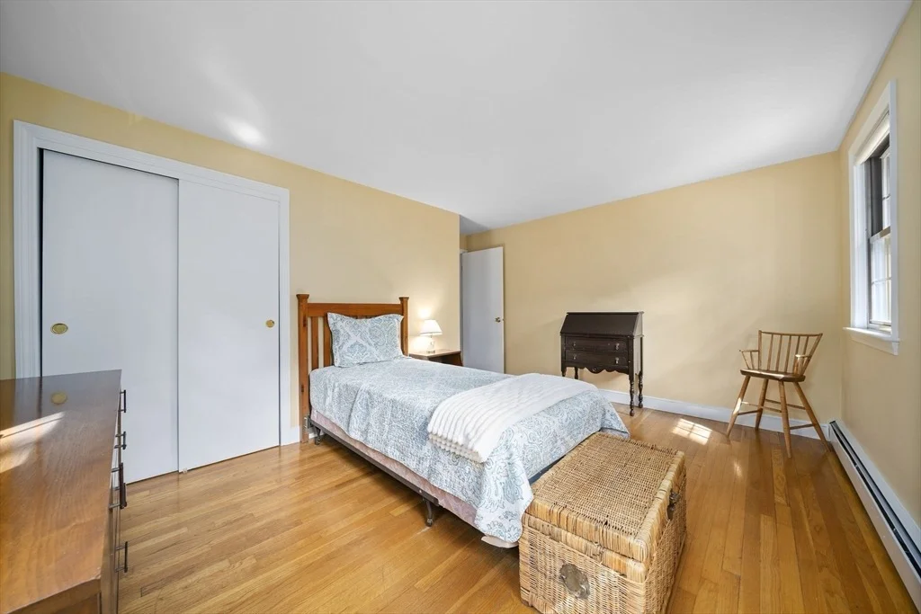 Photo of 37 Michele Ln
