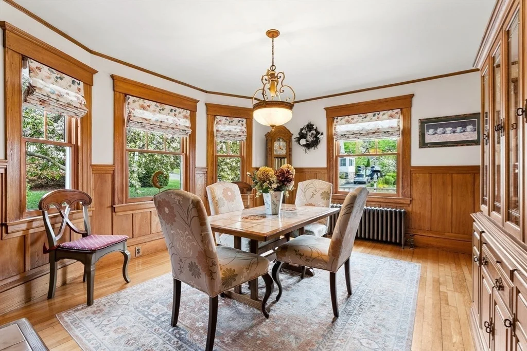 Photo of 9 White Ave