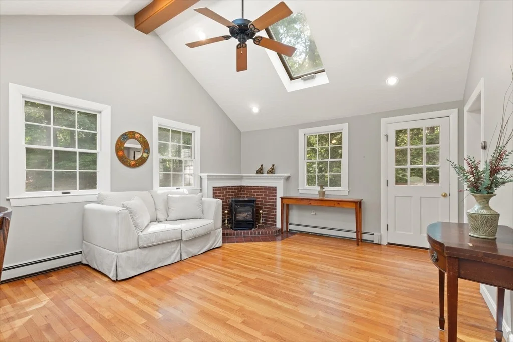 Photo of 3 Marshall St