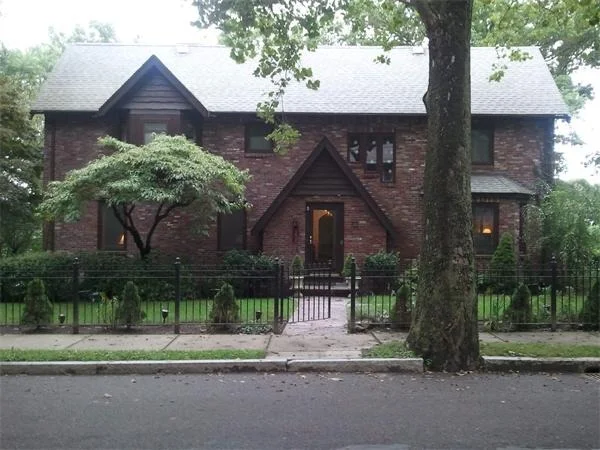 Photo of 110 Wallis Rd
