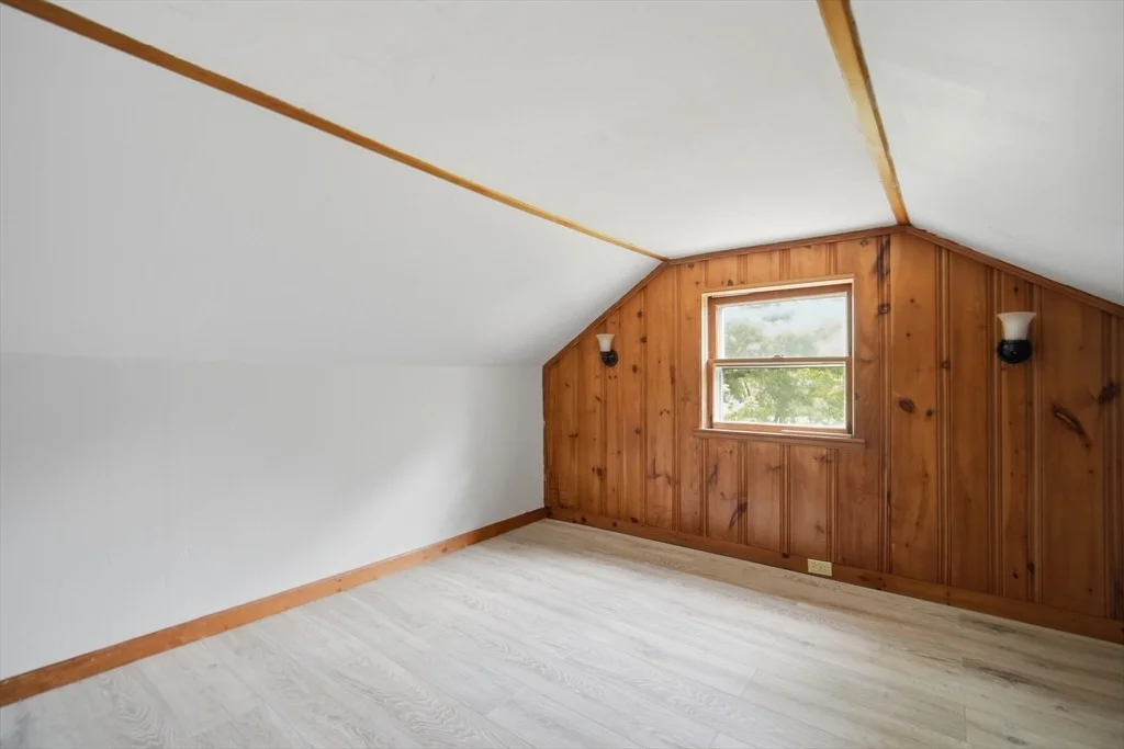 Photo of 28 Lake Dr