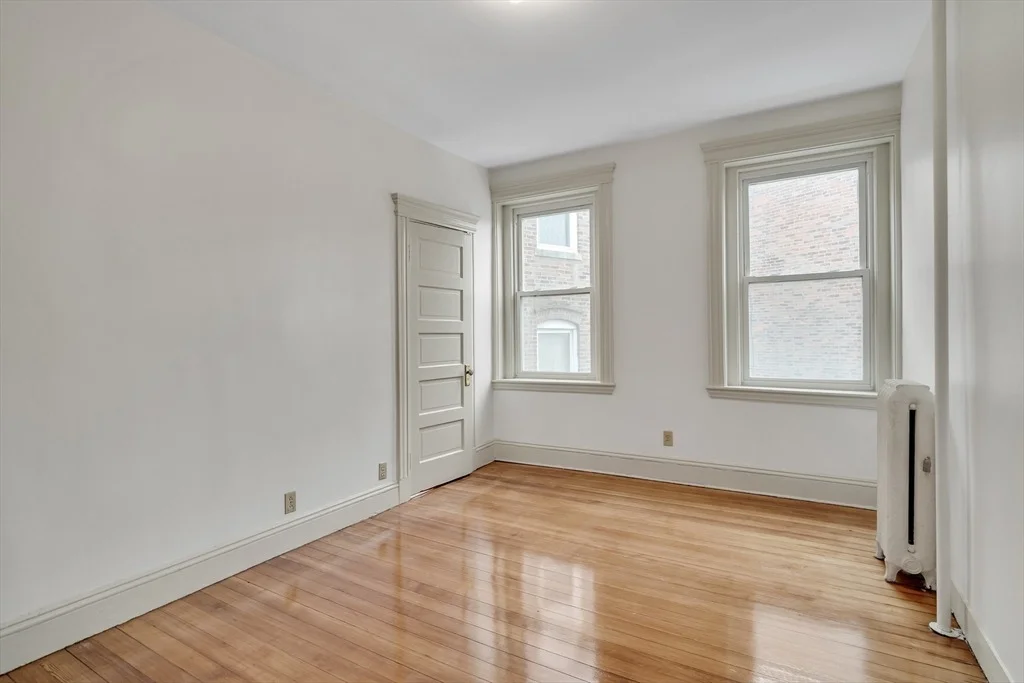 Photo of Unit 2 at 9 Clinton Path