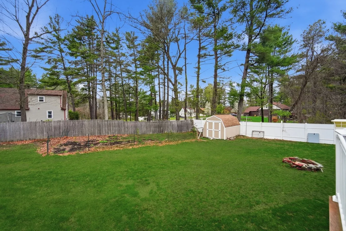 Photo of 71 Sun Valley Rd