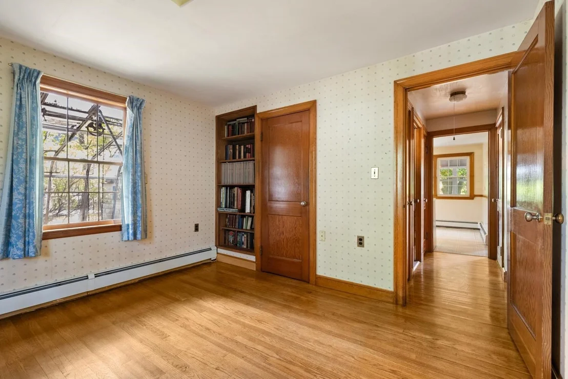 Photo of 40 Valentine Rd