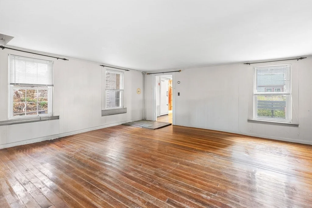 Photo of 15 Eagle Hill Rd