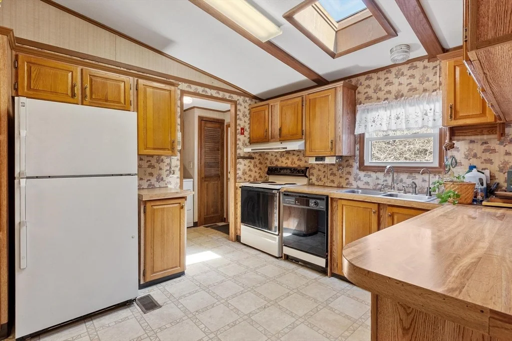 Photo of 74 Earl Drive