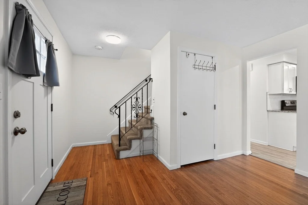 Photo of 15 Flagg Cir